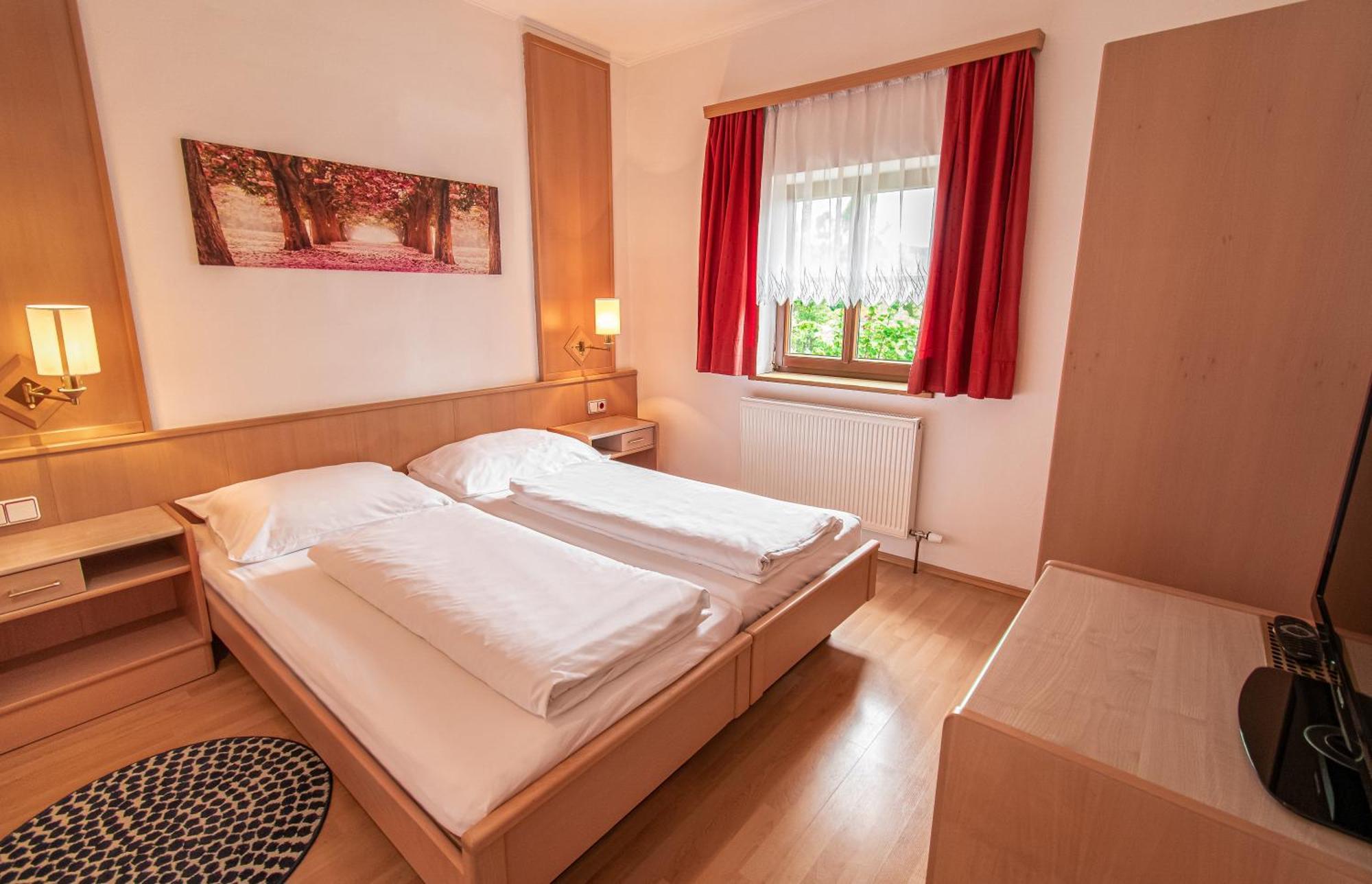 Gasthof Poechhacker Steyr Exterior foto